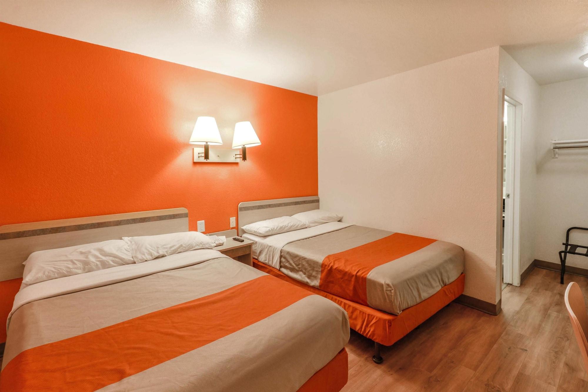 Motel 6-Huntsville, Tx Bagian luar foto