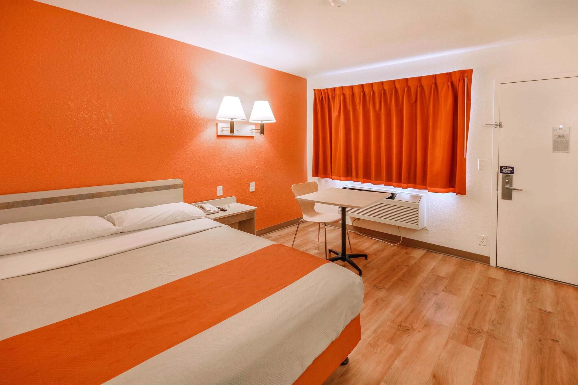 Motel 6-Huntsville, Tx Bagian luar foto