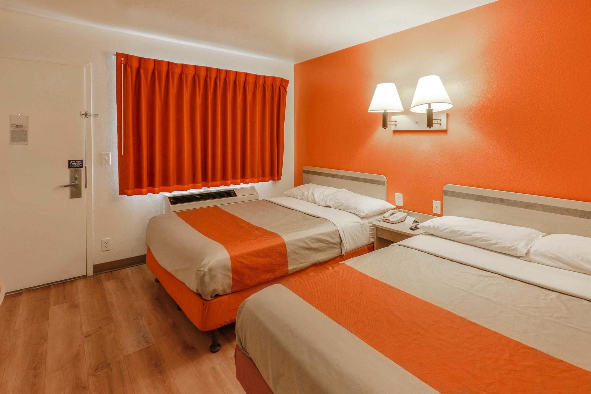 Motel 6-Huntsville, Tx Bagian luar foto