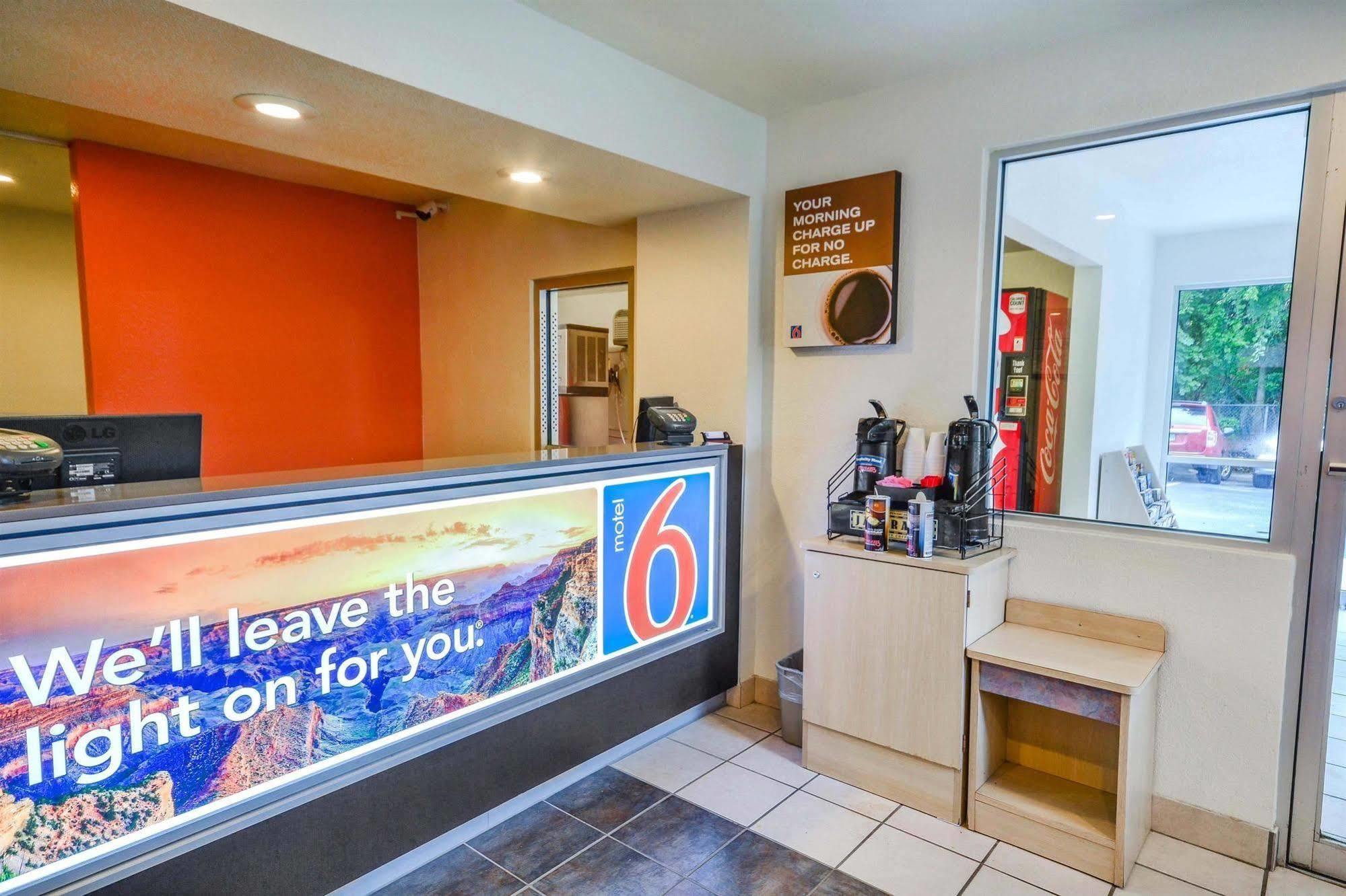 Motel 6-Huntsville, Tx Bagian luar foto