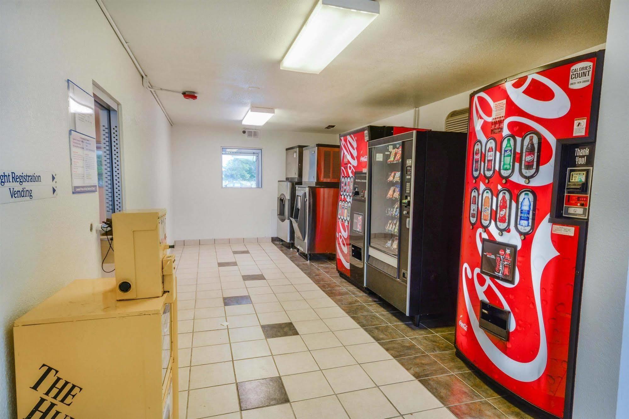 Motel 6-Huntsville, Tx Bagian luar foto